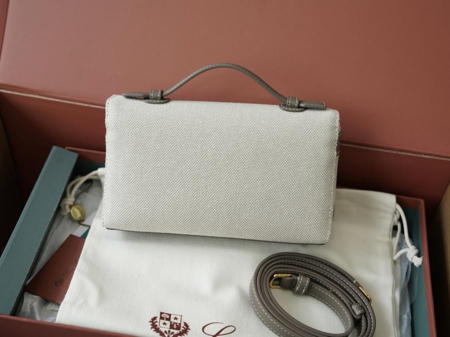 لورو بيانا Extra bag L19