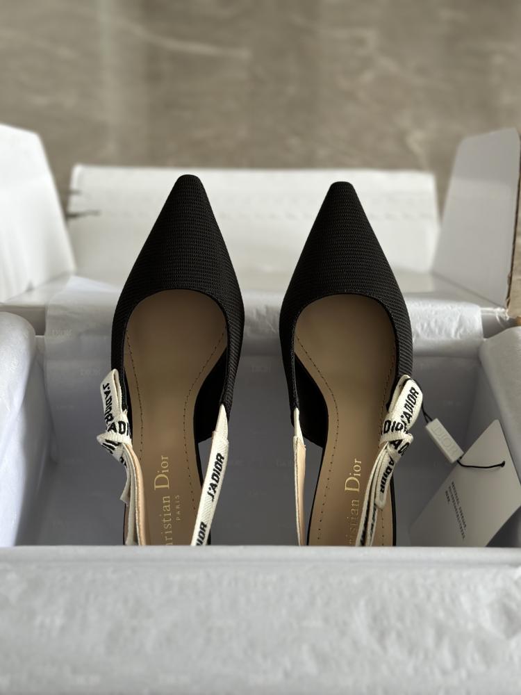 ديور Heel