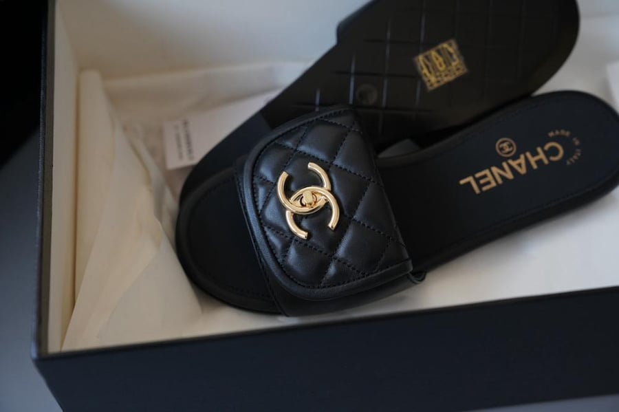 شانيل Sandal