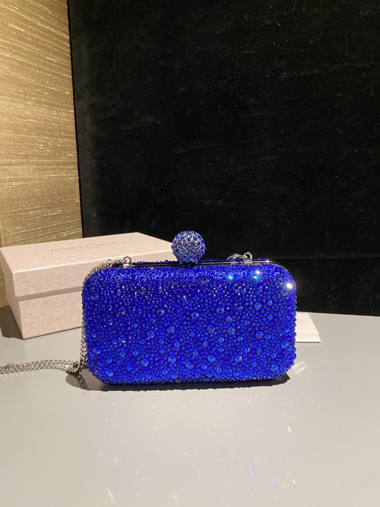جيمي شو Cloud Clutch