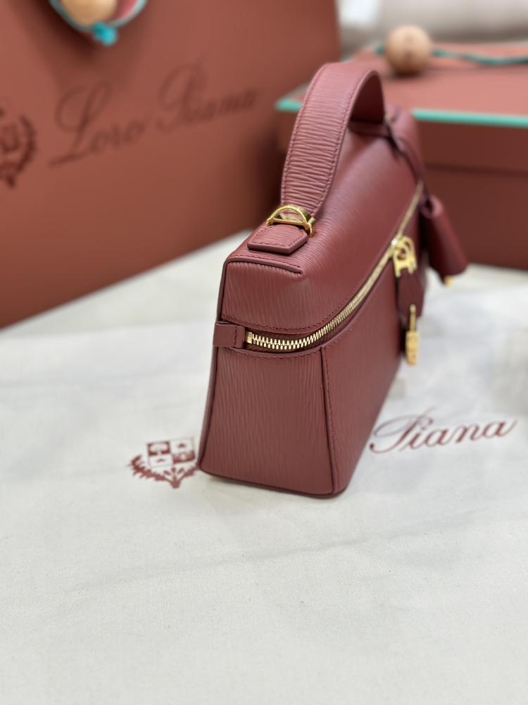 لورو بيانا Extra bag L23