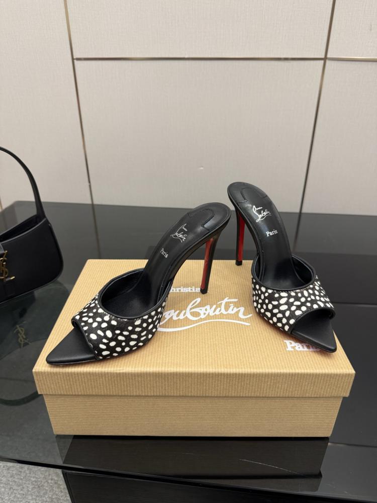 كريستيان لوبتان Miss Z Degrasstrass Mules