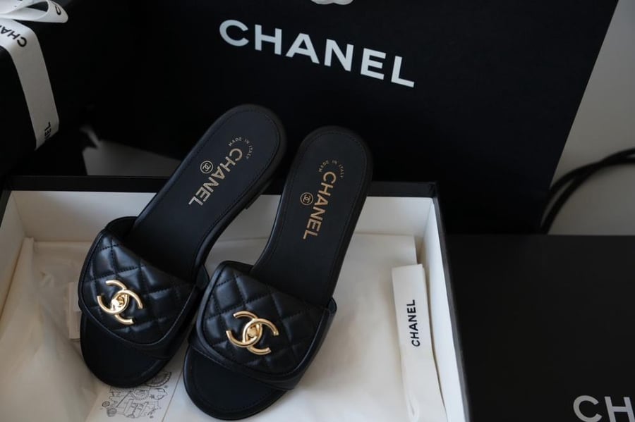شانيل Sandal