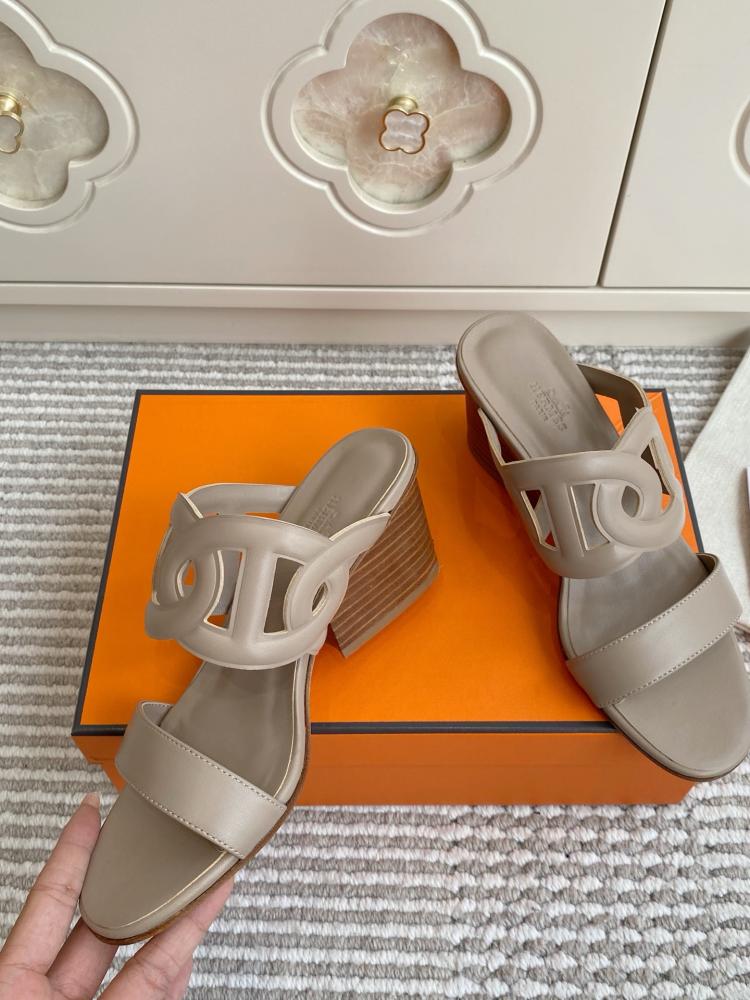 ايرميز Bikini sandal