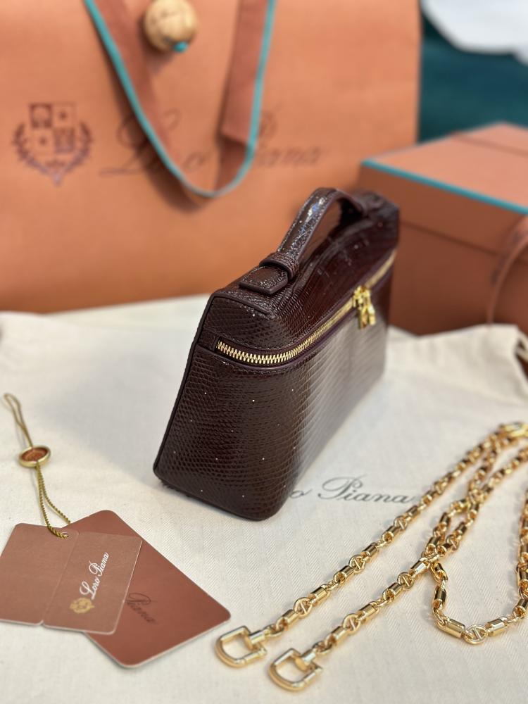 لورو بيانا Extra bag L19