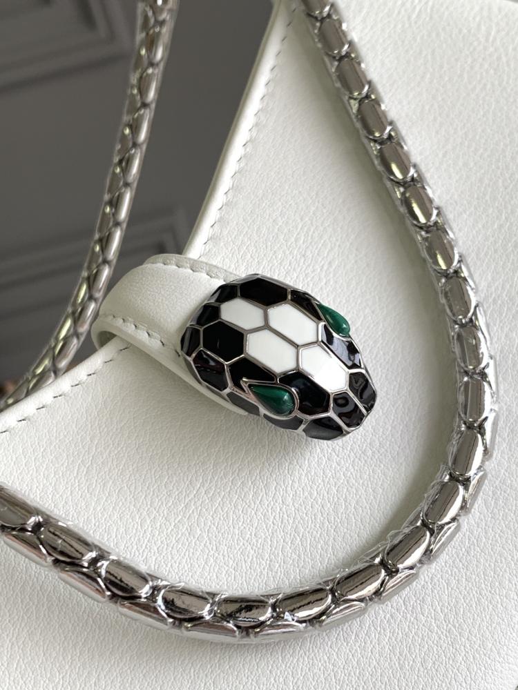 بولقري SERPENTI BAIA