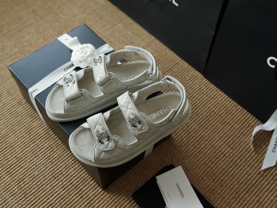 شانيل Sandal