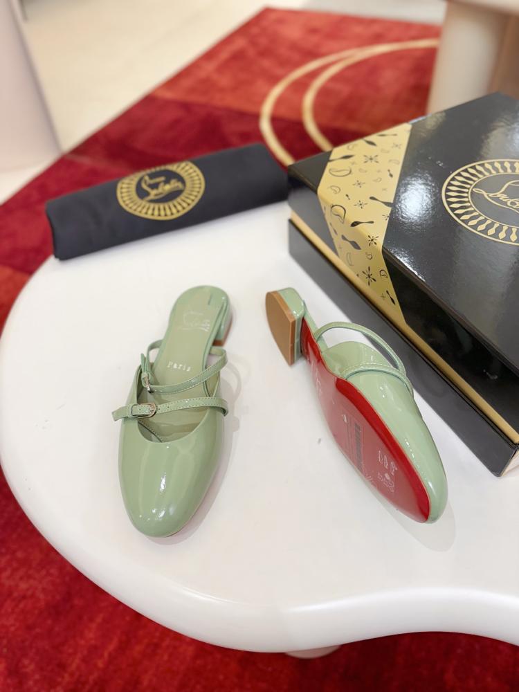 كريستيان لوبتان ane Nina Flat Mules