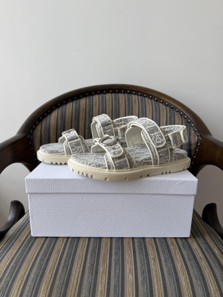 ديور Dioract sandals