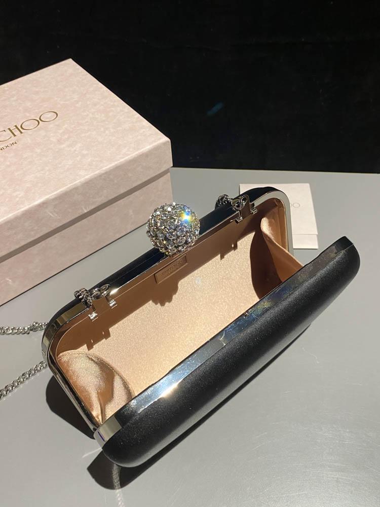 جيمي شو Cloud Clutch