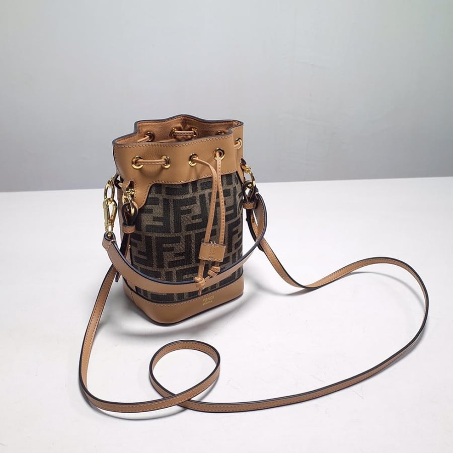 فندي Mon Tresor