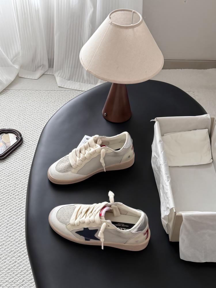 قولدن قوز Sneakers