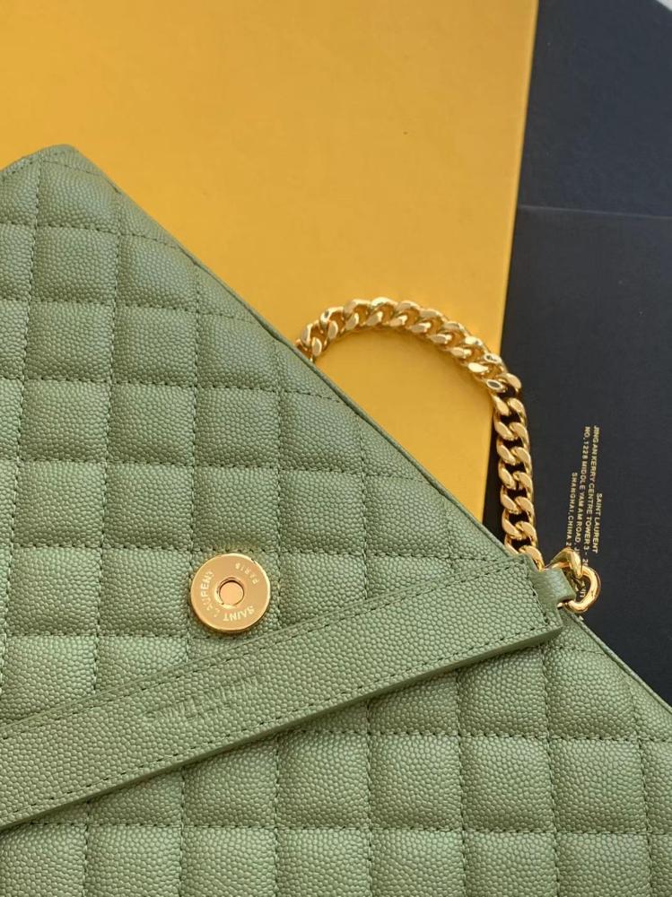 سان لوران ميديم envelope