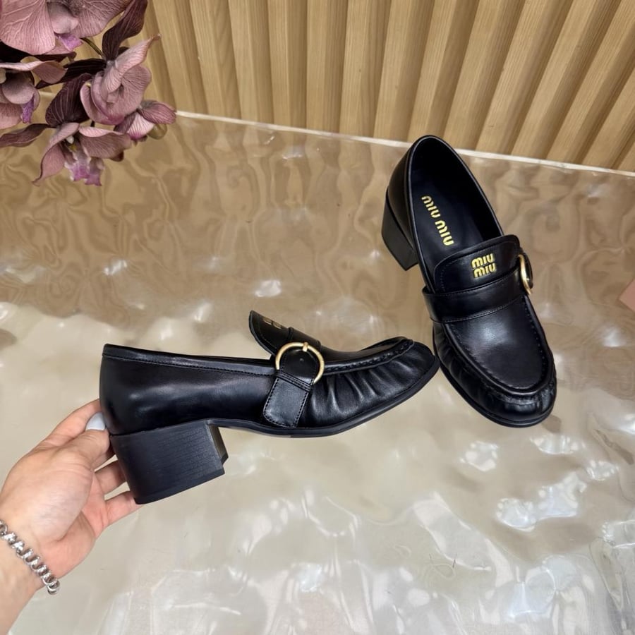 ميو ميو Heel Loafers