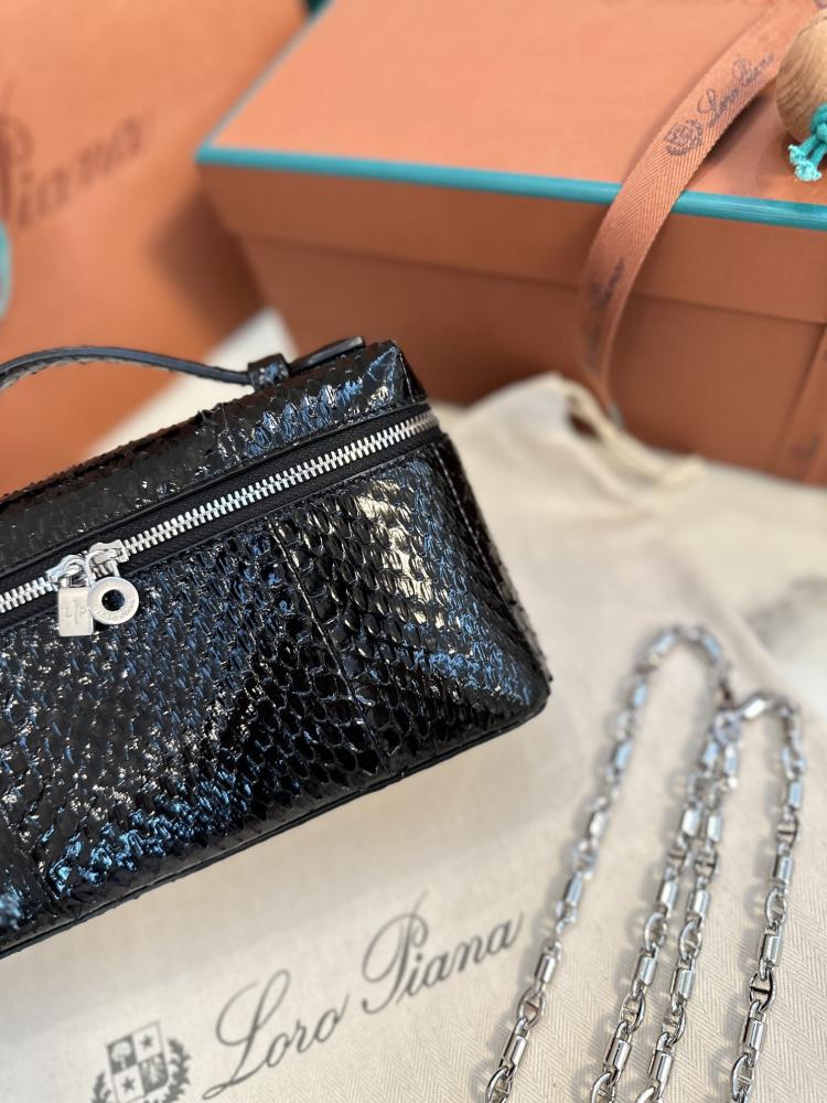 لورو بيانا Extra bag L19
