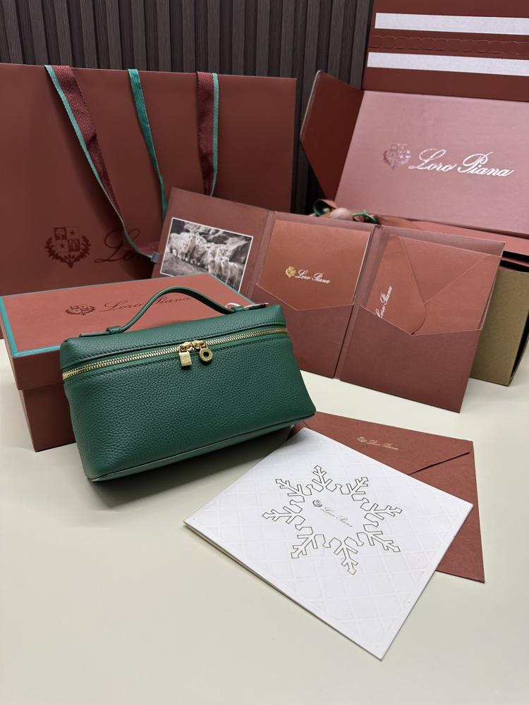 لورو بيانا Extra bag L19