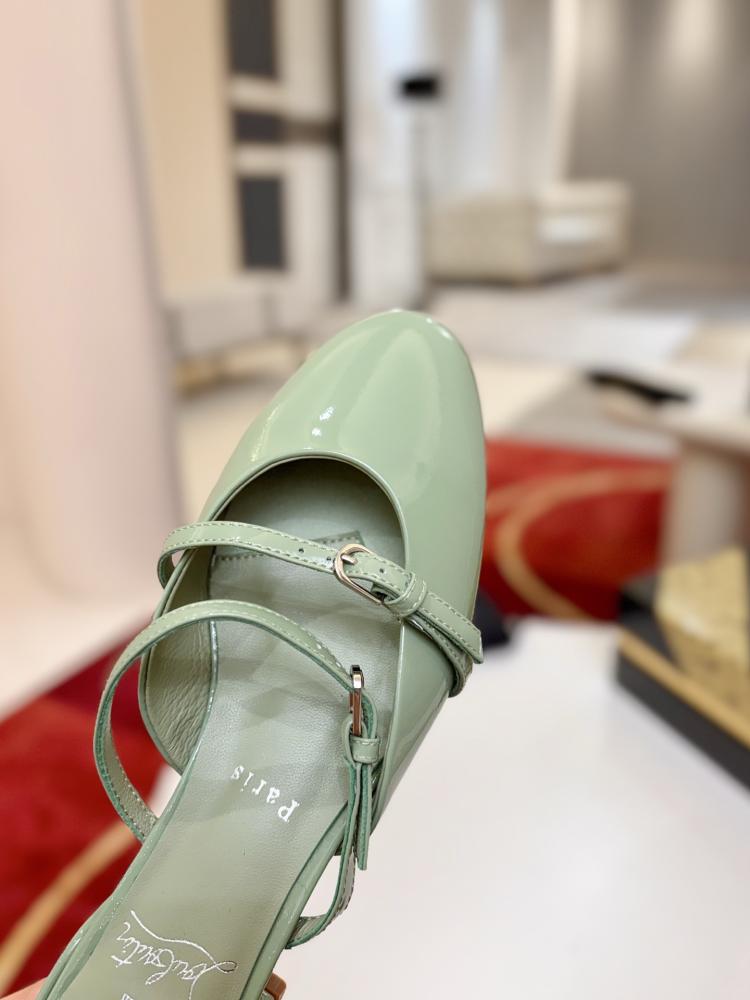 كريستيان لوبتان ane Nina Flat Mules