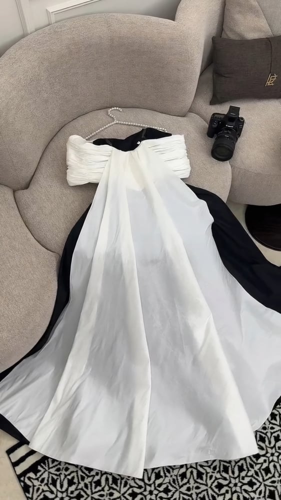 فستان سهرة أسود وأبيض أنيق
