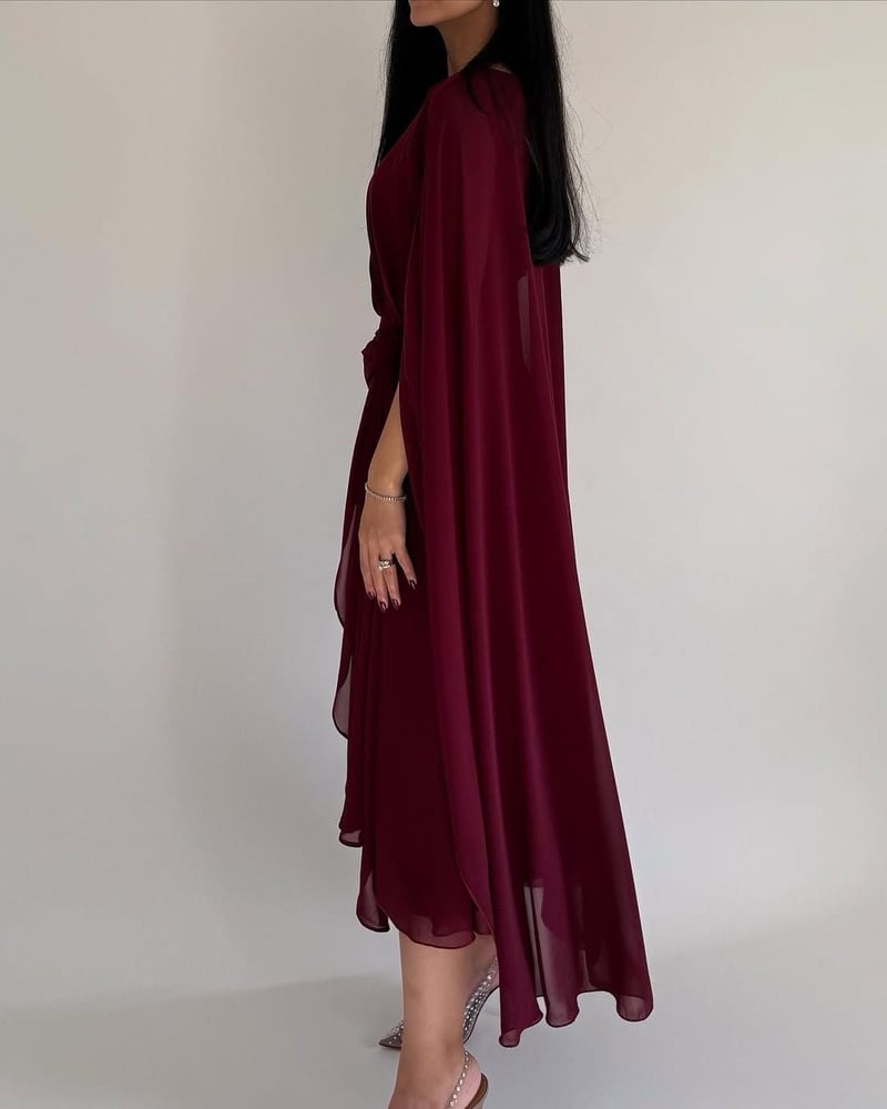 فستان سهرة بلون عنابي داكن