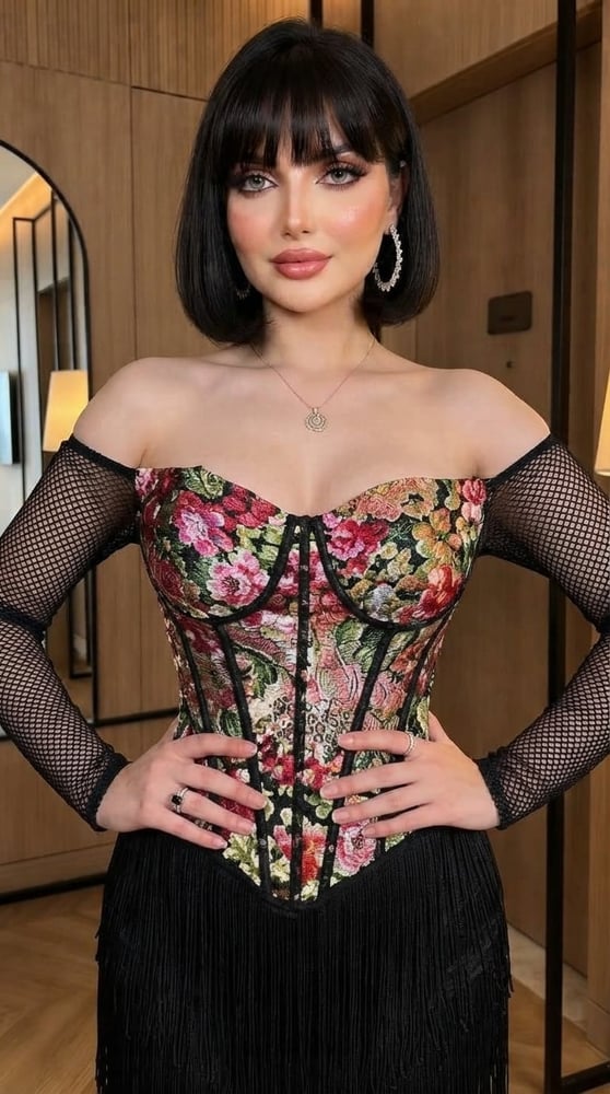 فستان سهرة صدرية كلفه شك سهرة وهدب