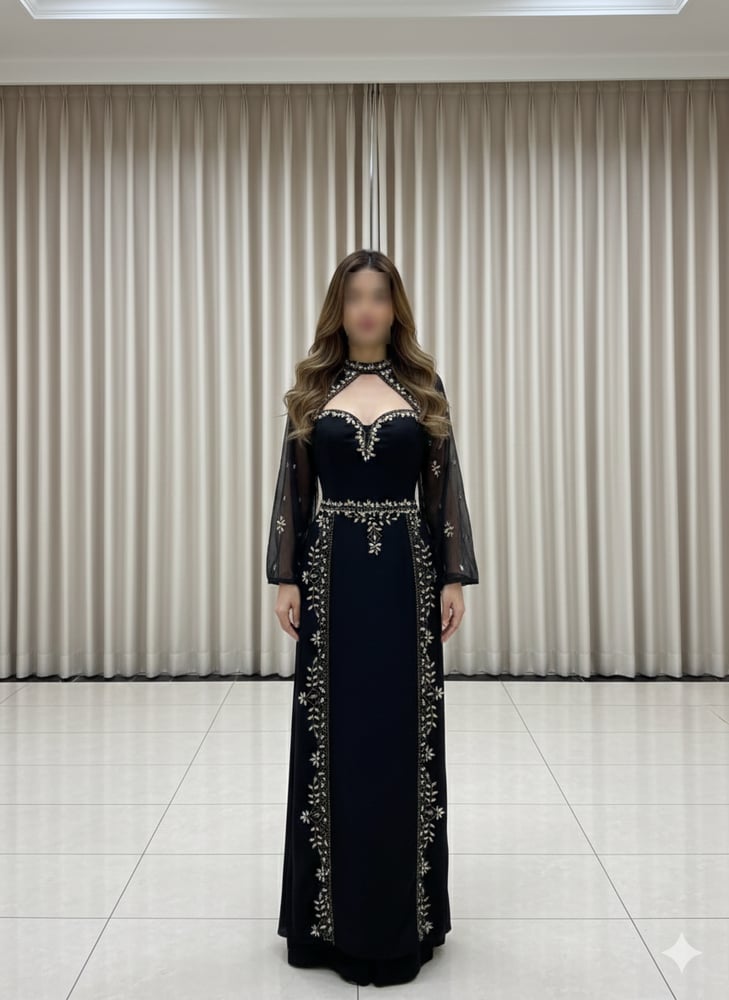 فستان سهرة أسود أنيق وطويل