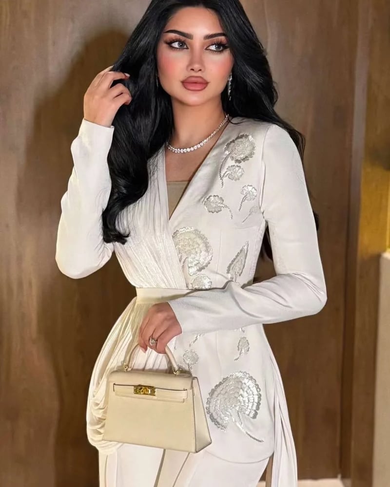 فستان سهرة باربي ملكي