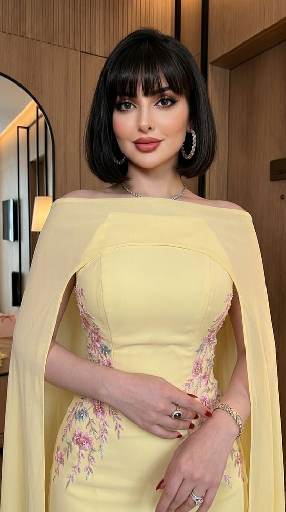 فستان سهرة أنيق باللون الليموني