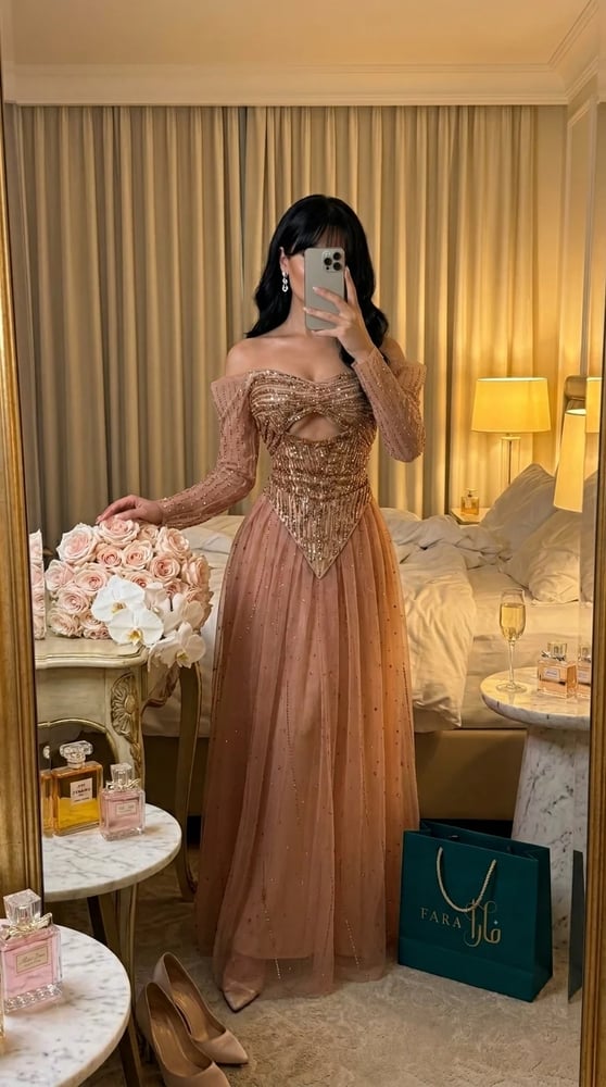 فستان سهرة سهرة طويل من التل