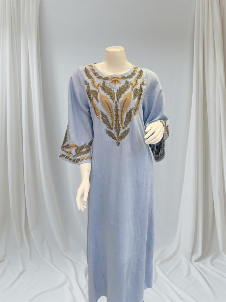 Women's abaya embroidered with crystal