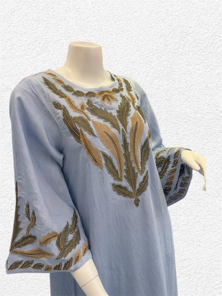 Women's abaya embroidered with crystal