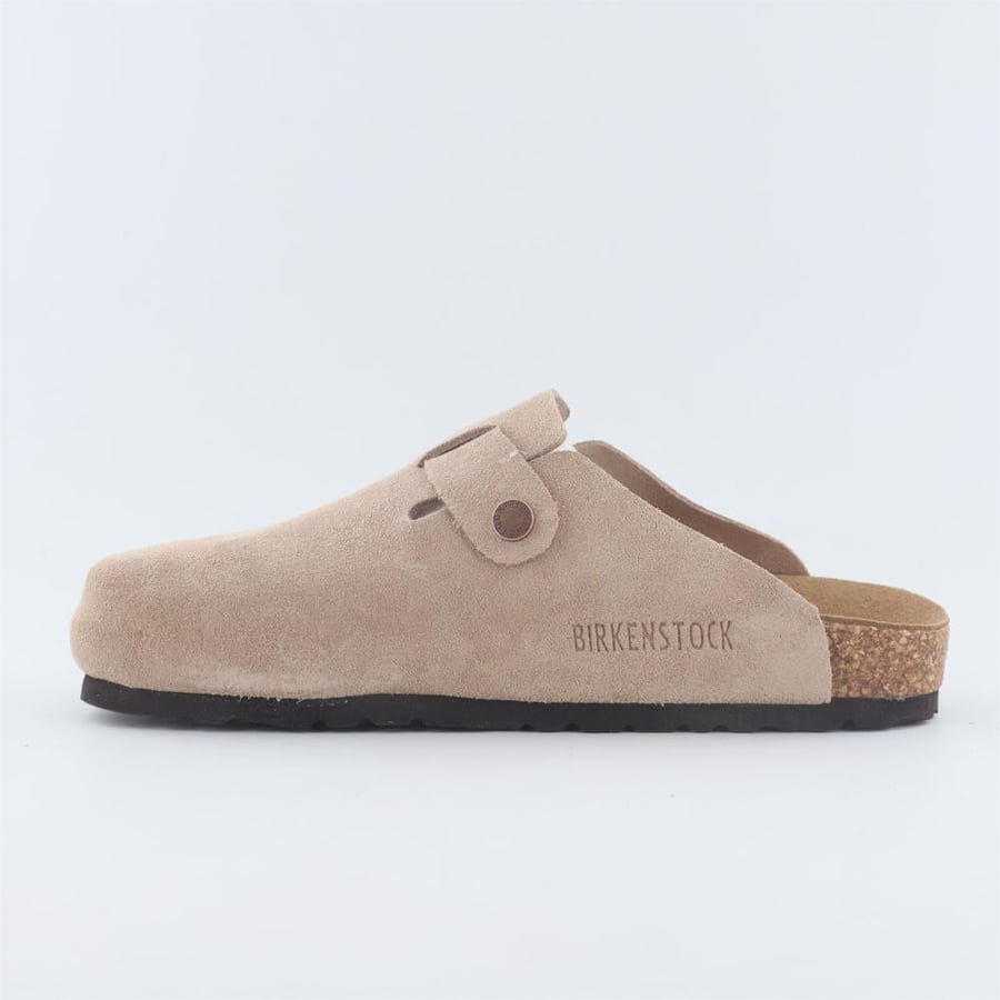 Birkenstock كلوق سويدي فاخر بتفصيل إبزيم أنيق