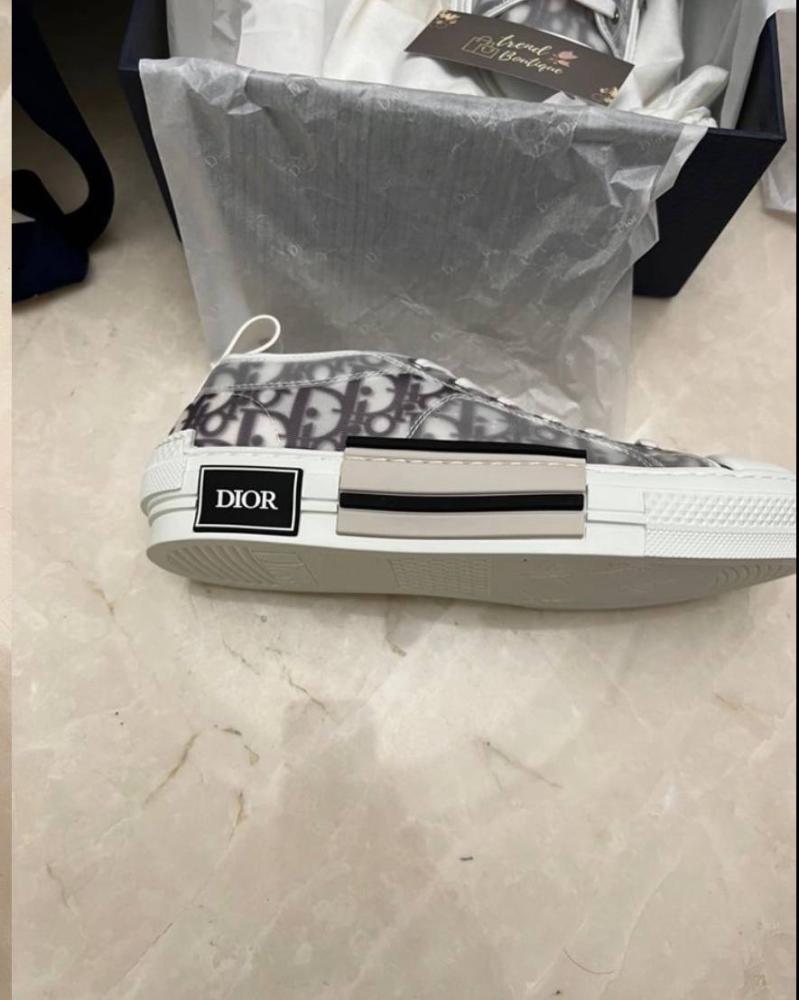 Converse x Dior seankers