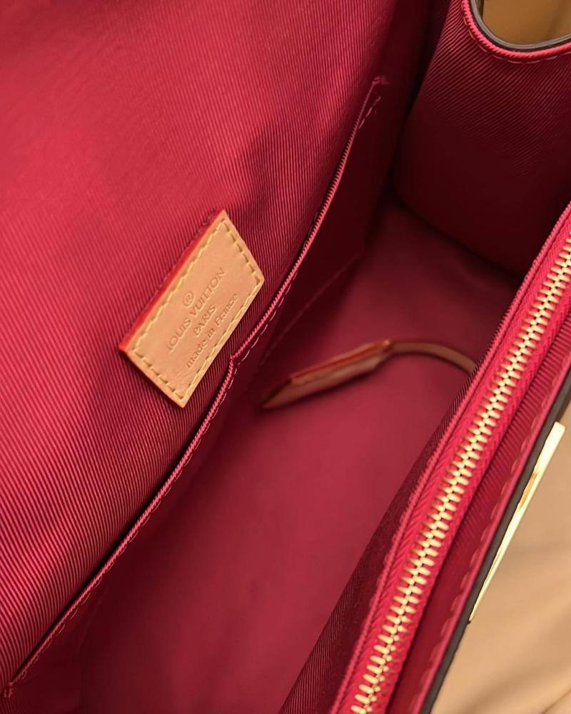 LV Clooney Monogram Canvas Bag