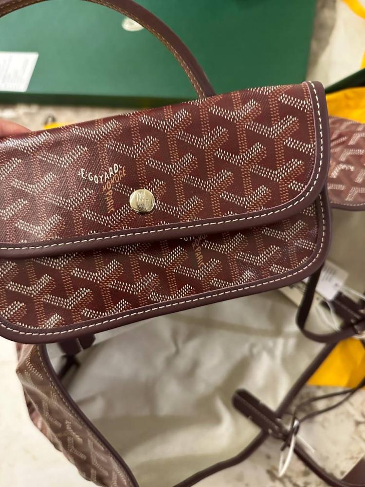 goyard شنطة