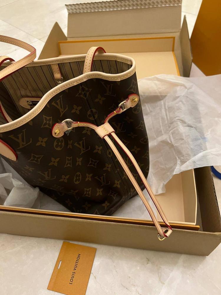 LV Neverfull bag