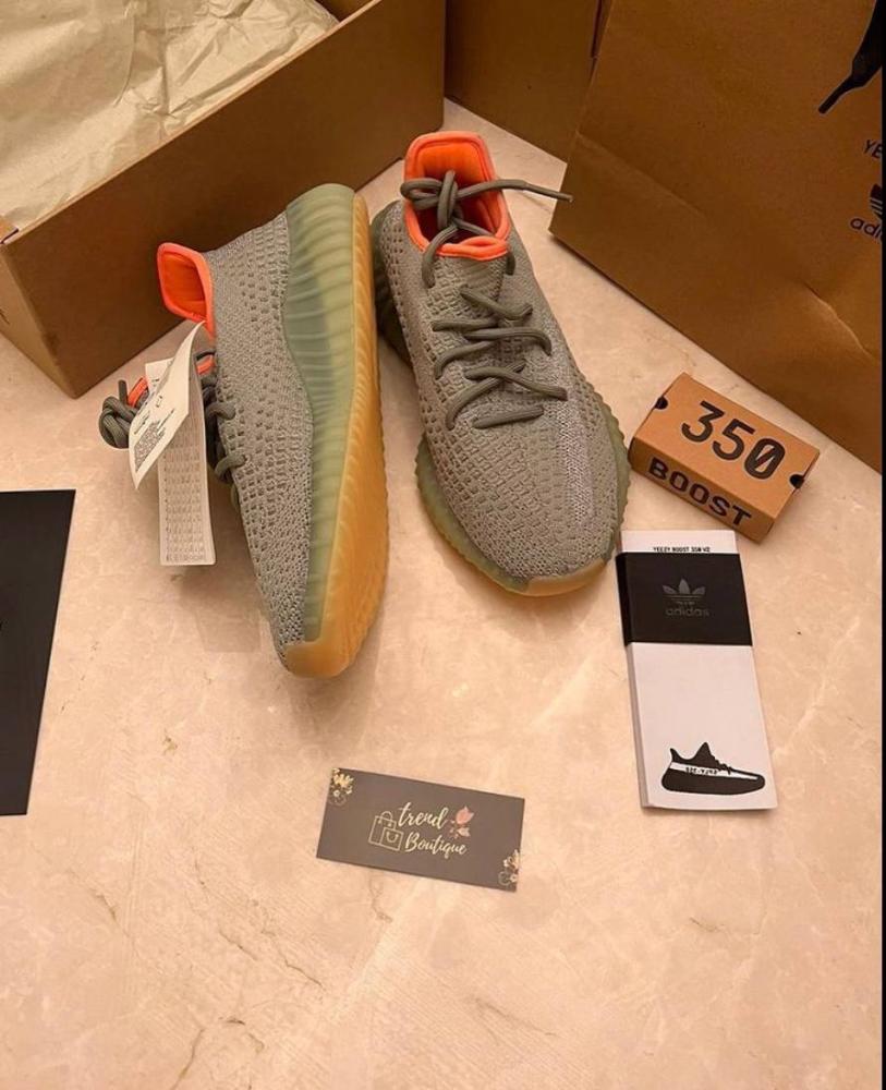 Yeezy x Adidas Boost 350 V2 Desert Sag Green/Grey Tricot Sneakers