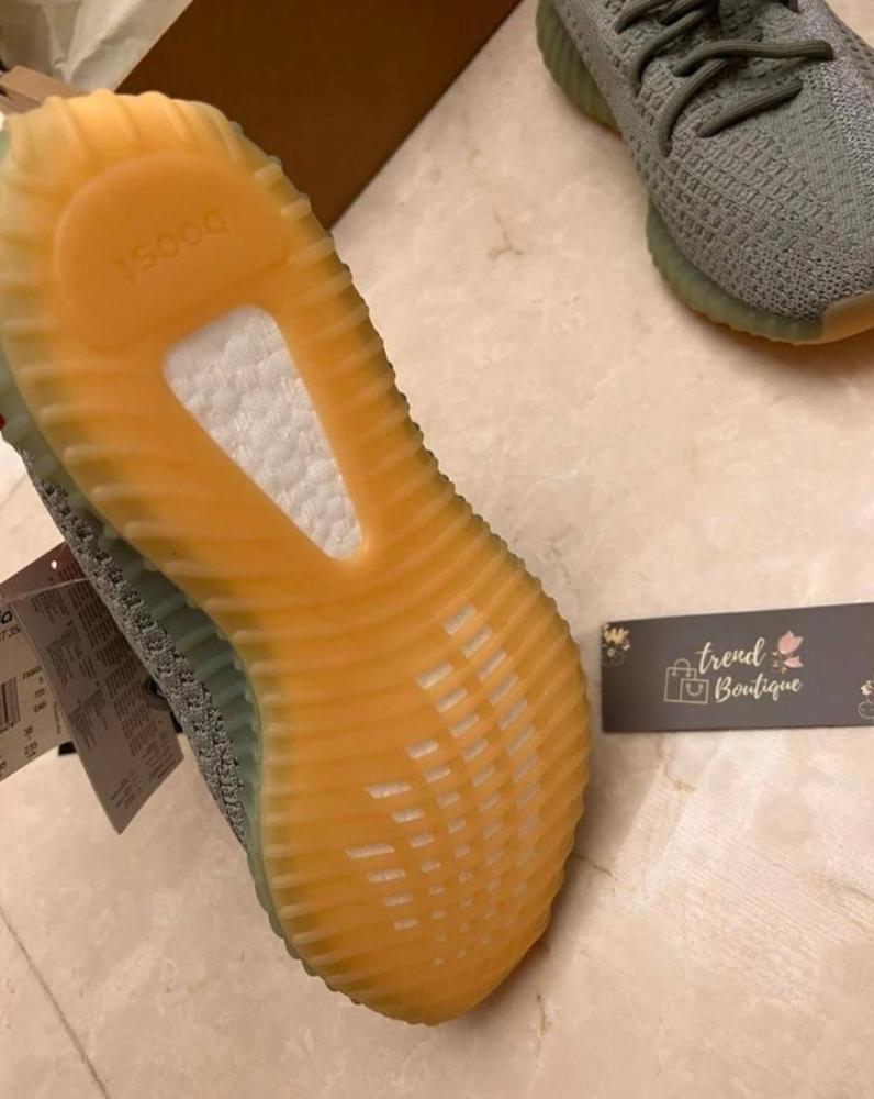 Yeezy x Adidas Boost 350 V2 Desert Sag Green/Grey Tricot Sneakers