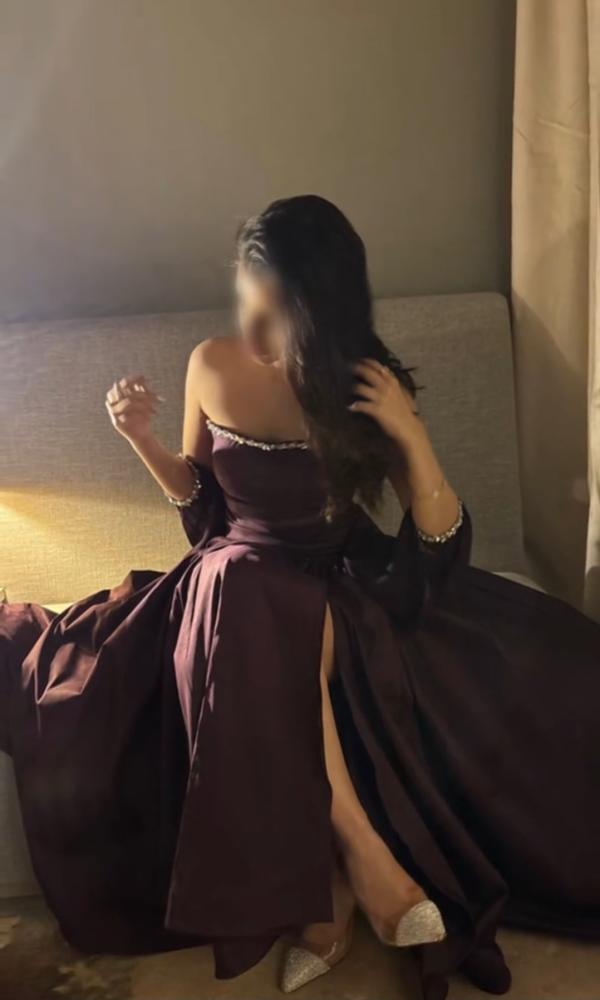 فستان عنابي خياال