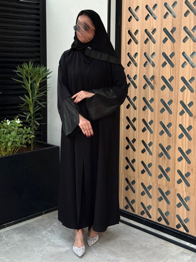 عباية كريب انترنت اسود اكمام شيفون لمعه