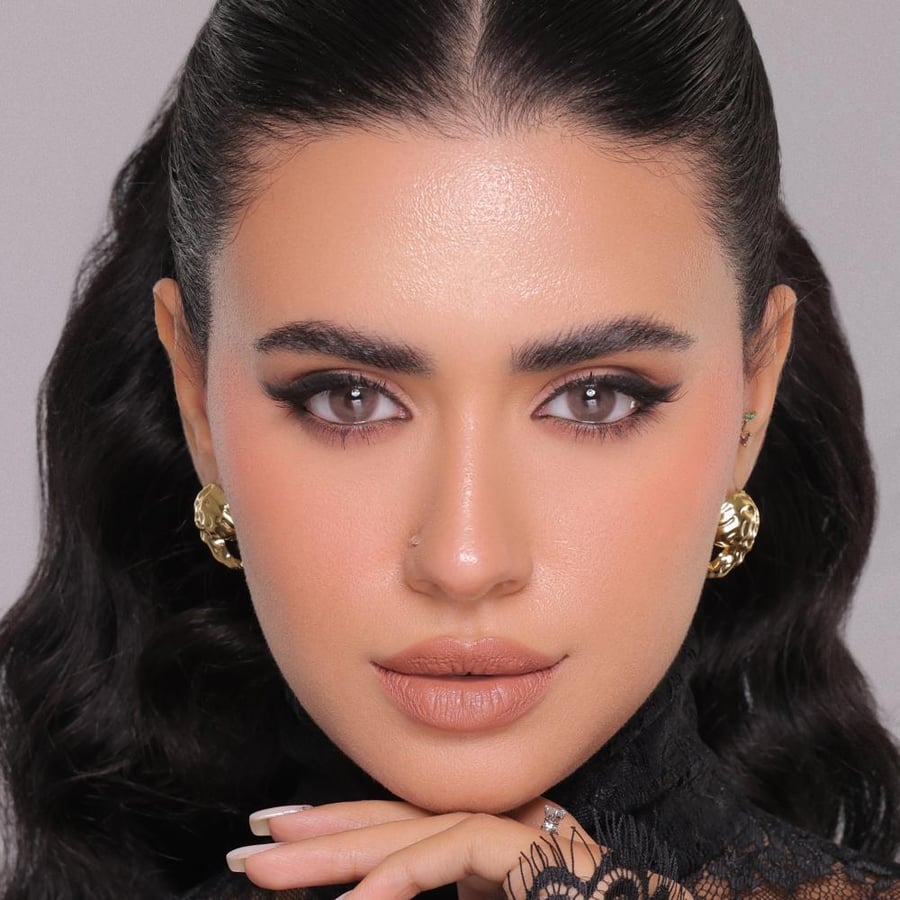 عدسات ناي Nay من Fresh Eyes – رمادي طبيعي أنيق