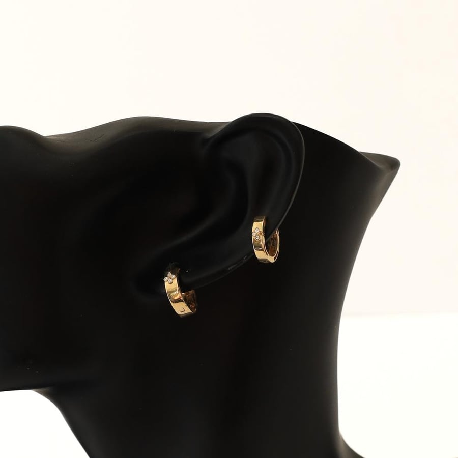 حلق ذهب عيار 18