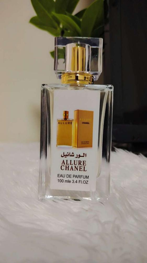 10 عطور  ب 180(اكتب الاسماء التي تختار بالملاحظات )