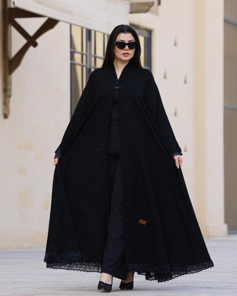عباية فراشة وكريستال