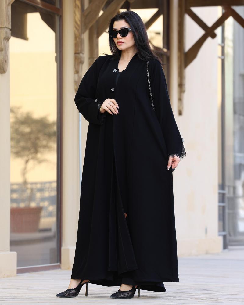 عباية دانتيل وأزرار أسود