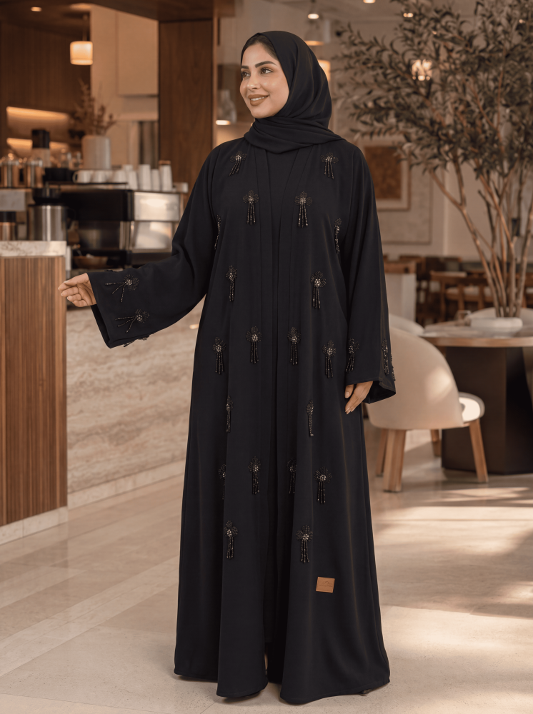 عباية شك أسود وفضي