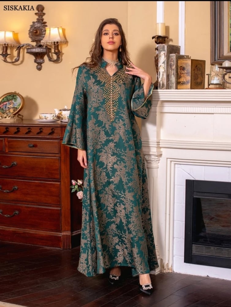 عباية تطريز غير رسمية للنساء