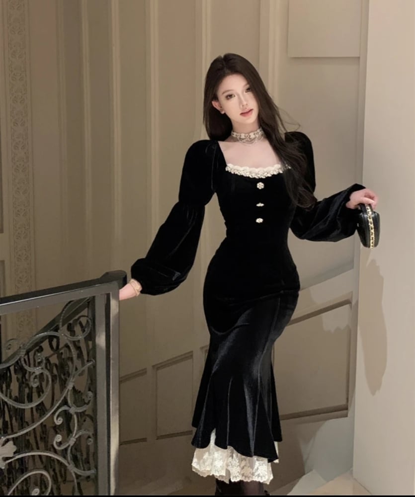 فستان نسائى كلاسيك انيق