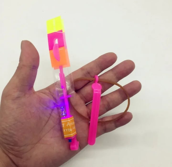 LED مقلاع مطاطا هليكوبتر الدورية لعبة مضيئة تحلق الصحن مقلاع اللعب تحلق مقلاع تحلق اللعب متوهجة السهم