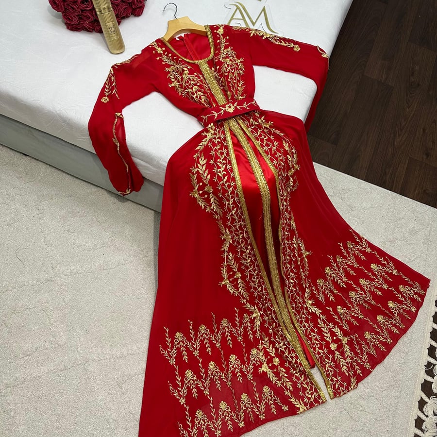 فساتين سهرة 2024