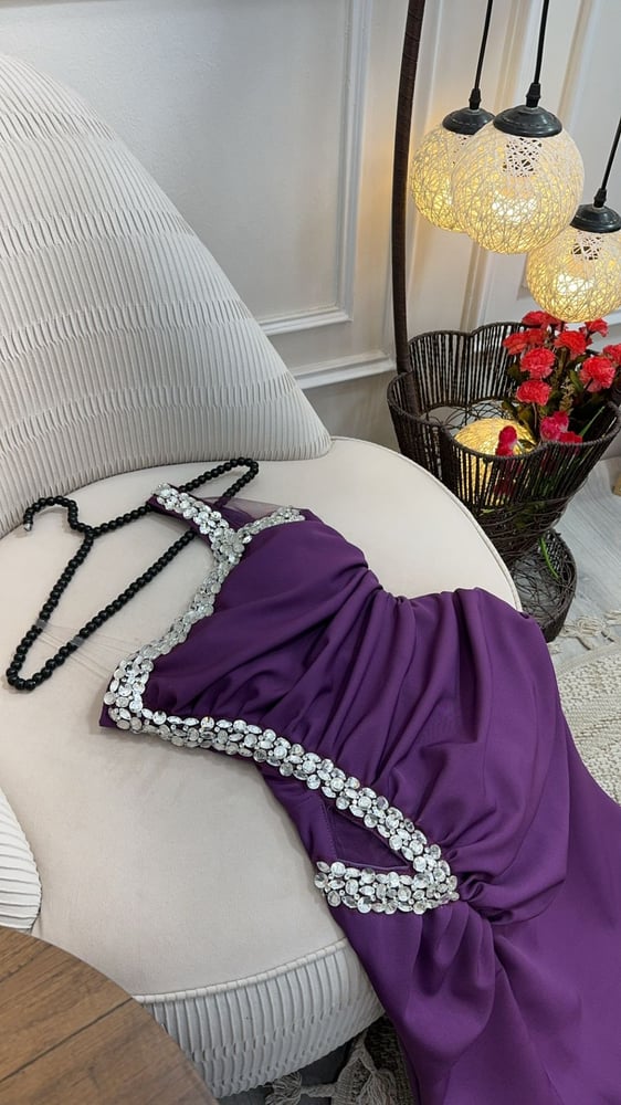فساتين سهرة 2024